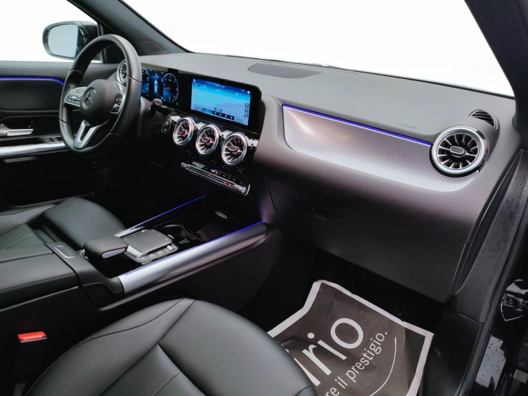 12 - Mercedes-Benz GLA 200 d Sport Plus auto