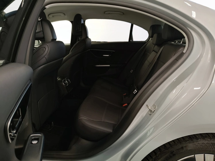 9 - Mercedes-Benz Classe C 220 d mhev Advanced Plus 4matic 197cv auto