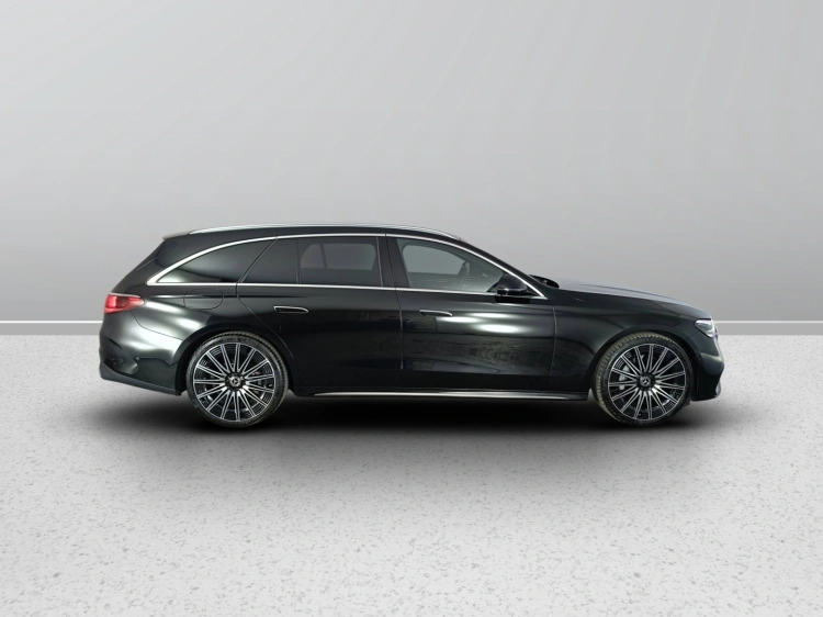 3 - Mercedes-Benz Classe E SW 220 d AMG Line Premium Plus auto