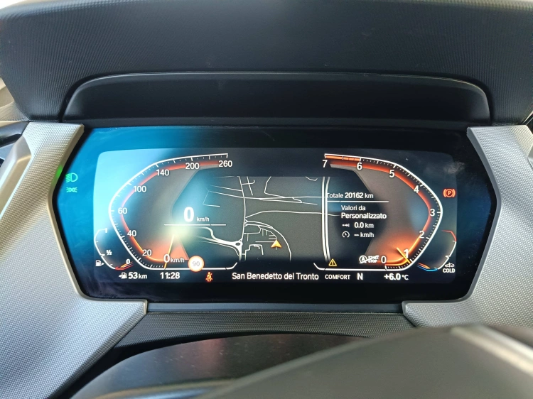 12 - BMW Serie 2 218i Gran Coupe Business Advantage 136cv