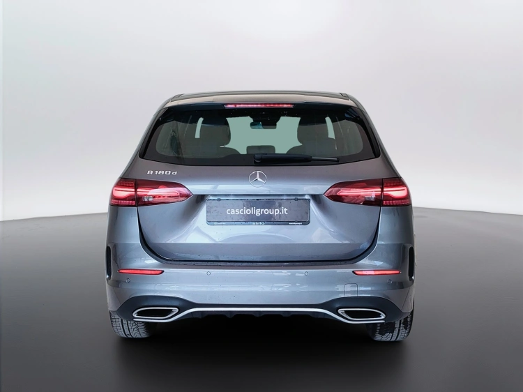 6 - Mercedes-Benz Classe B 180 d AMG Line Advanced Plus auto