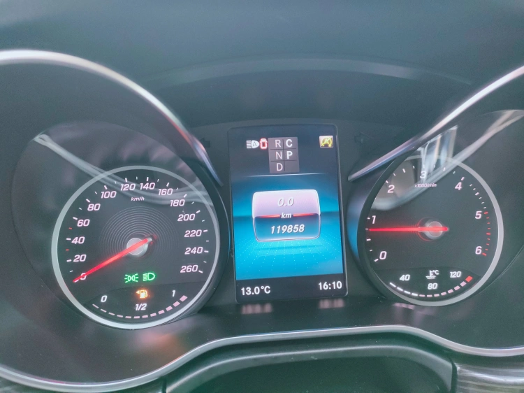 15 - Mercedes-Benz Classe V Long 250 d Premium 4matic auto