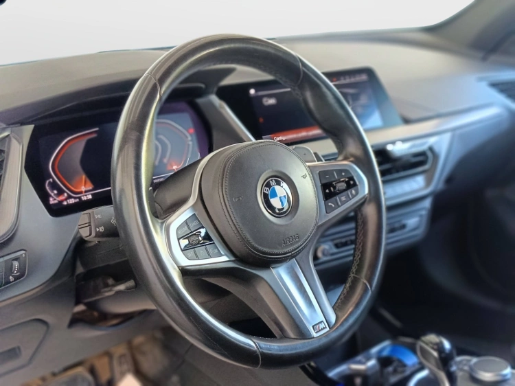 15 - BMW Serie 1 118d Msport auto