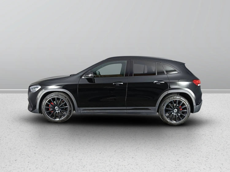 6 - Mercedes-Benz GLA GLA-H247 2020 - 180 d Premium auto