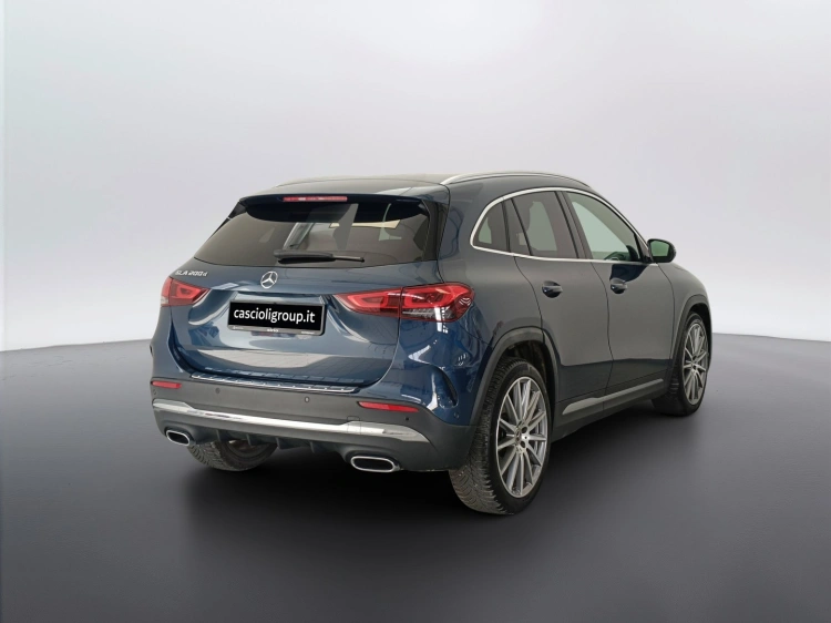 5 - Mercedes-Benz GLA 200 d Premium auto