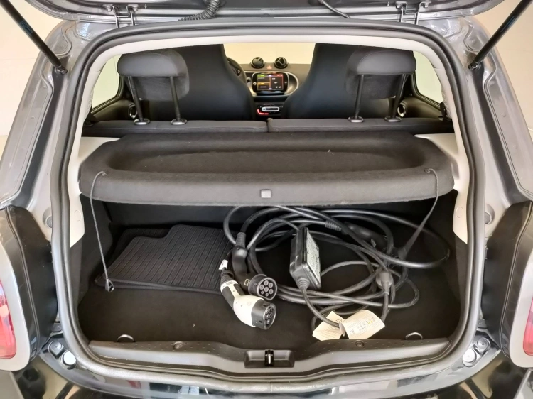 5 - smart forfour Forfour eq Passion 4,6kW