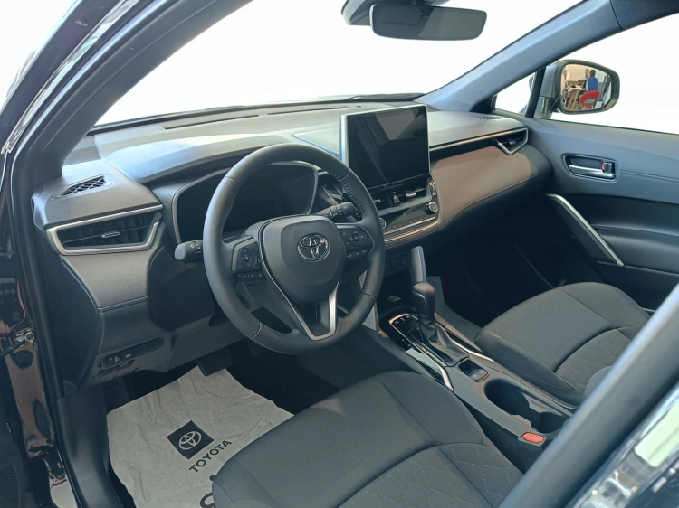 4 - Toyota C-SUV COROLLA CROSS 1.8 FWD TRD MY24