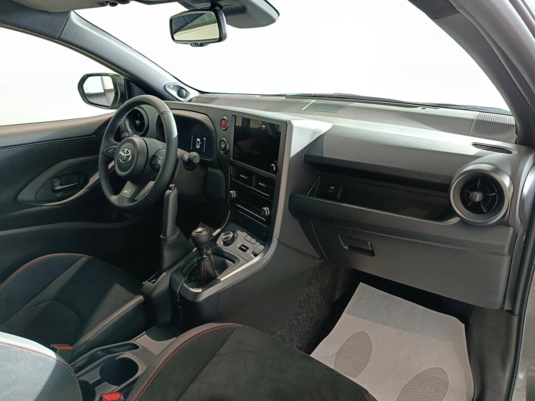 13 - Toyota Yaris GR Yaris GR Aero Performance MY25