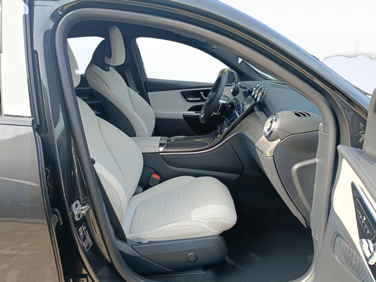 10 - Mercedes-Benz GLC GLC 220 d 4MATIC Coupe