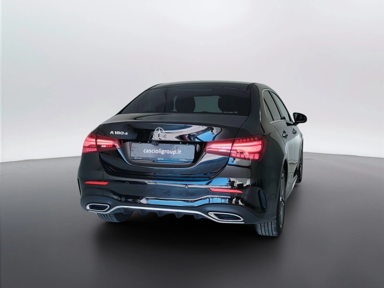 5 - Mercedes-Benz Classe A 180 d Automatic