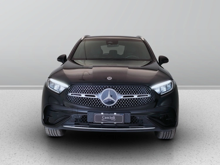 2 - Mercedes-Benz GLC 220 d AMG Advanced Plus 4matic auto