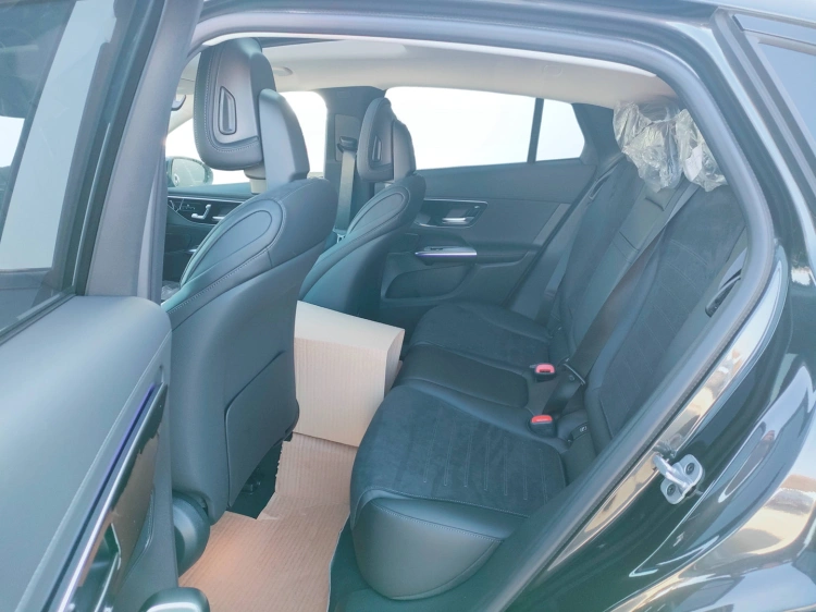 12 - Mercedes-Benz GLC 220 d 4MATIC Coupe