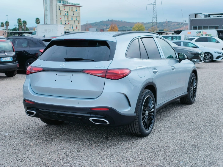 6 - Mercedes-Benz GLC 220 d 4MATIC