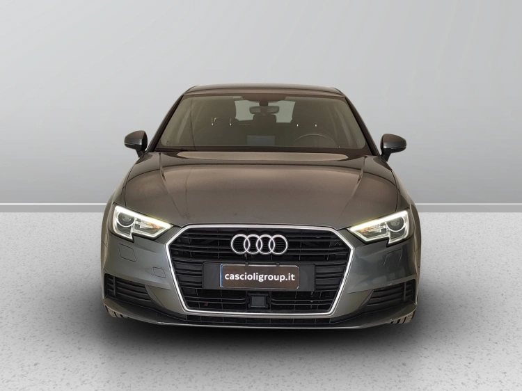2 - Audi A3 A3 Sportback 30 1.6 tdi Business 116cv