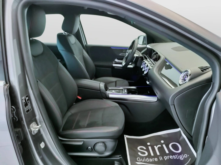 15 - Mercedes-Benz Classe B 180 d AMG Line Advanced Plus auto