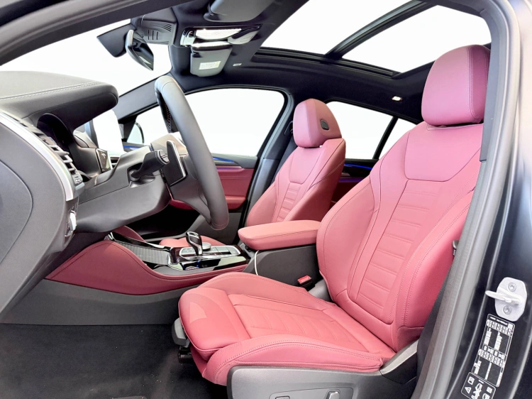 28 - BMW X4 BMW X4 M40d xDrive