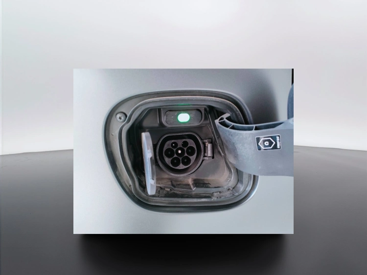 9 - smart fortwo Fortwo eq Passion 22kW