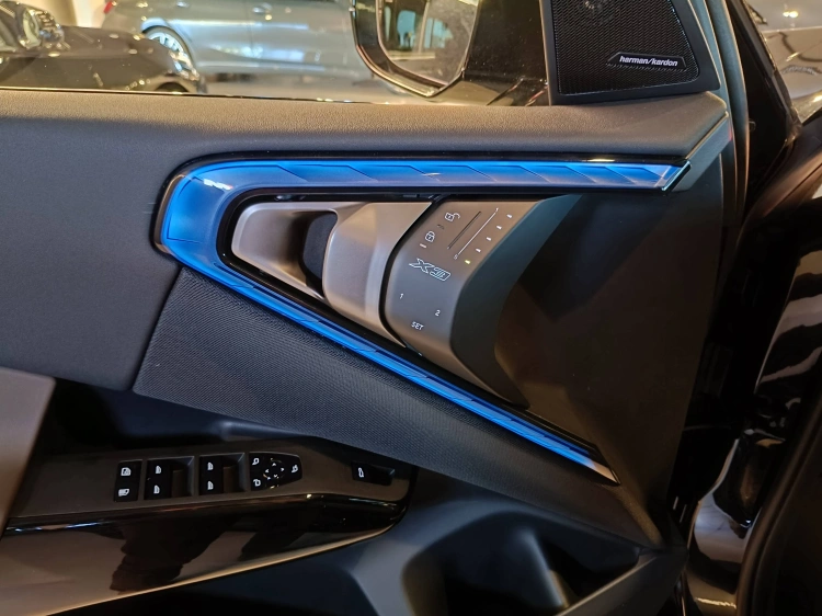 11 - BMW X3 BMW X3 30e xDrive