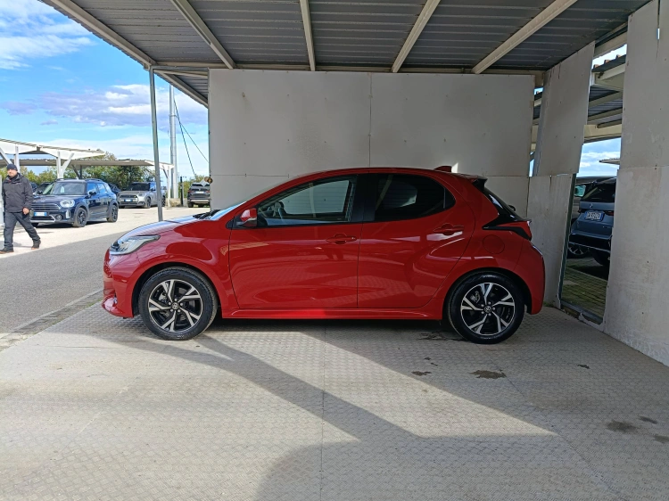 3 - Toyota Yaris TOYOTA Yaris 1.5 Hybrid 5 porte Trend