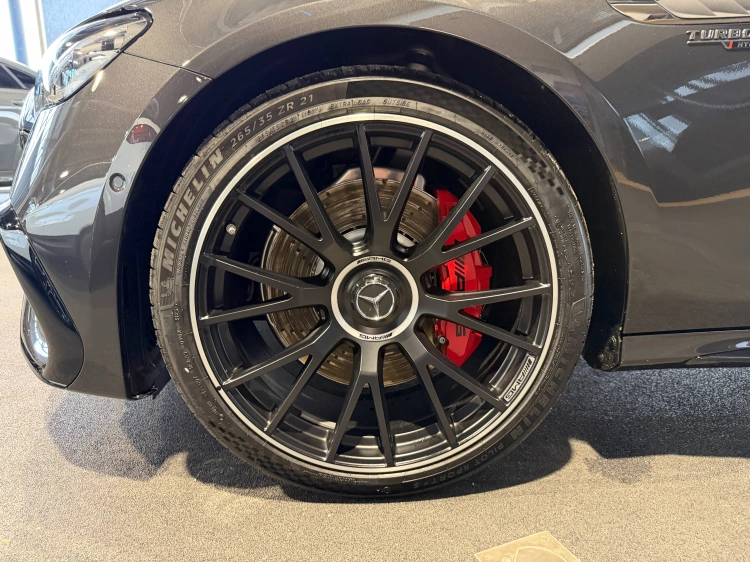 26 - Mercedes AMG Classe E Mercedes-AMG E 53 HYBRID 4MATIC+ Station