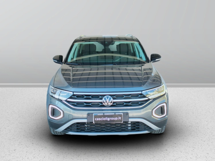 2 - Volkswagen T T-Roc 1.5 tsi Life dsg