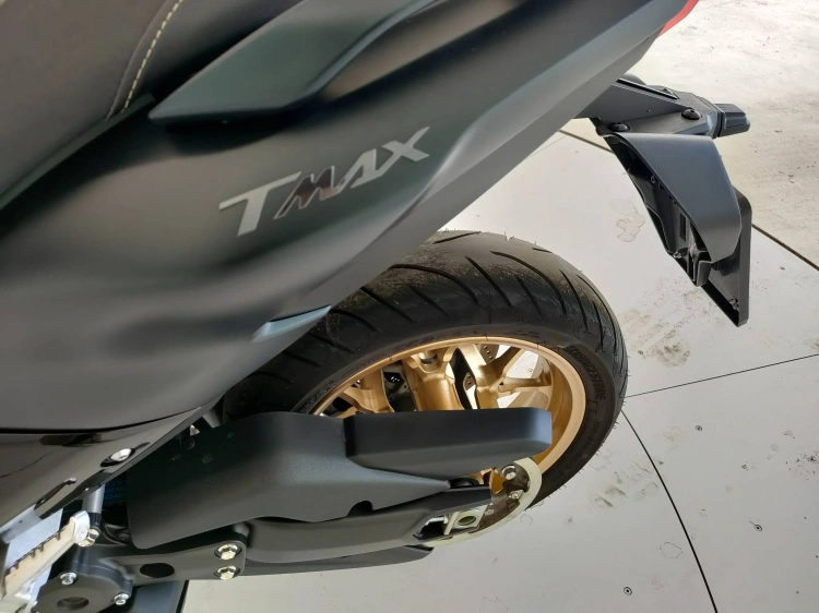 7 - Yamaha T T-Max 560 Tech Max Abs my22