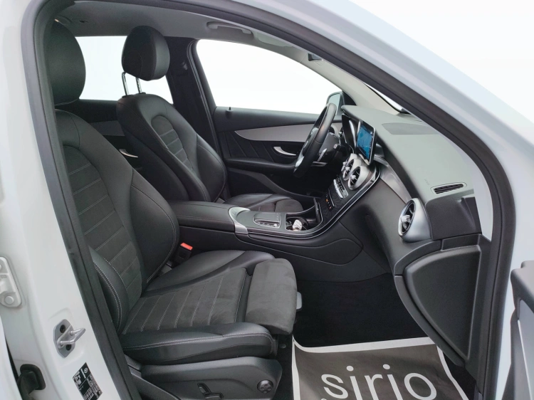 9 - Mercedes-Benz GLC 220 d Premium 4matic auto