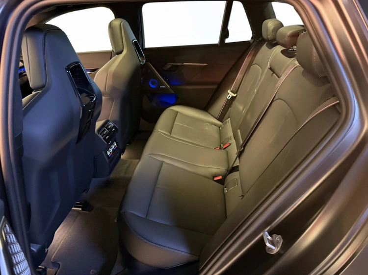 21 - BMW M M5 M5 Touring