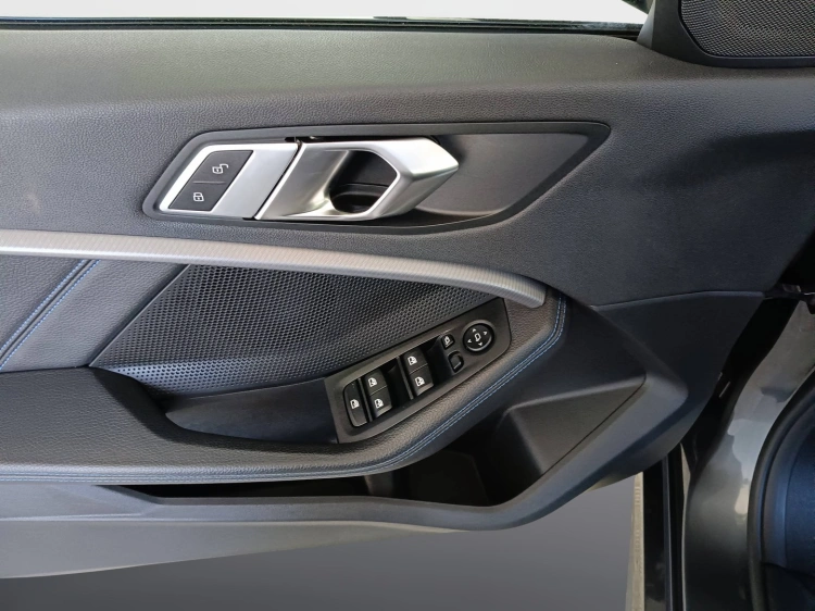 18 - BMW Serie 1 116d Msport auto