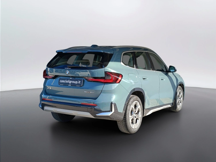 4 - BMW X1 X1 sdrive18d X-Line auto