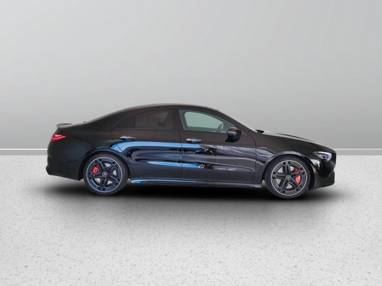 7 - Mercedes AMG CLA Mercedes-AMG CLA 35 4Matic Coupé