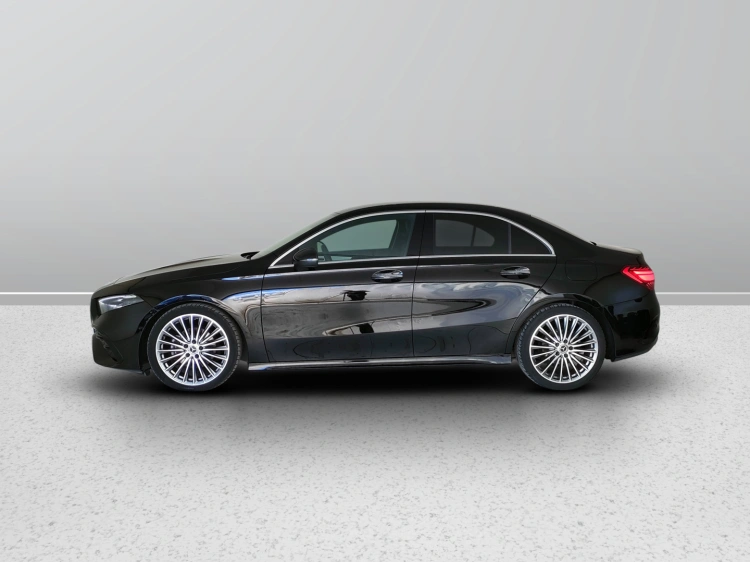3 - Mercedes-Benz Classe A 180 d AMG Line Advanced Plus auto