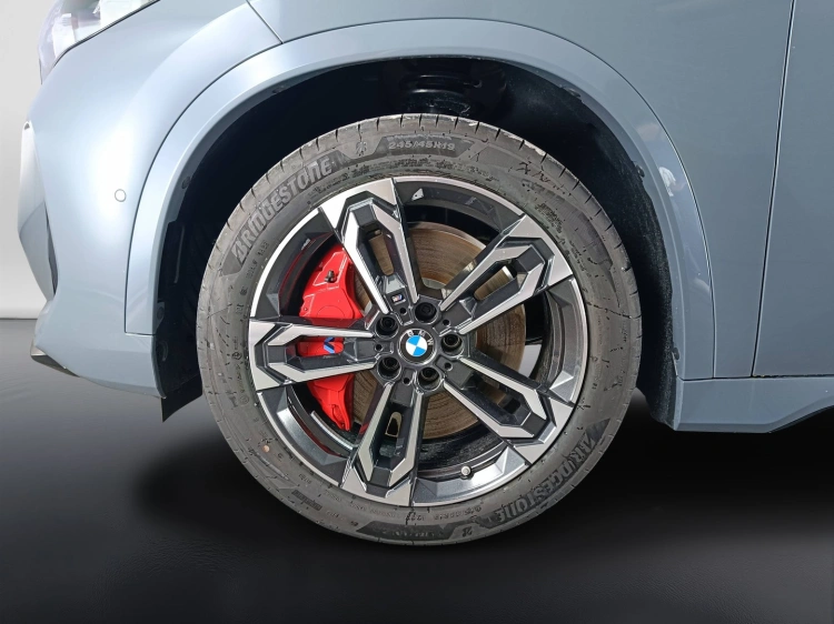18 - BMW X1 M BMW X1 M35i xDrive