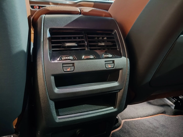 17 - BMW X6 BMW X6 xDrive40d M Sport