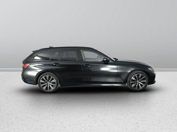 6 - BMW Serie 3 320d Touring xdrive Luxury auto