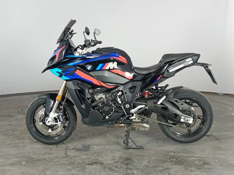 5 - BMW Motorrad XR S 1000 XR Triple Black Abs my21