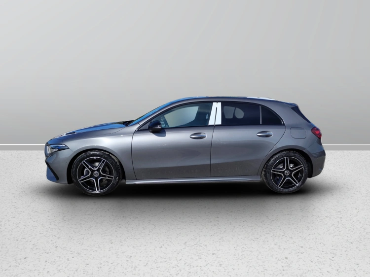 3 - Mercedes-Benz Classe A 180 d Automatic