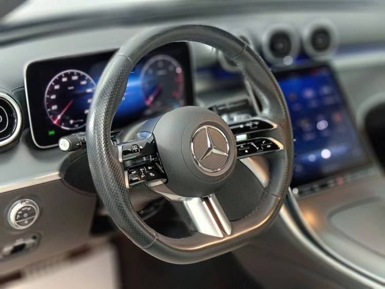 16 - Mercedes-Benz Classe C SW 220 d mhev AMG Line Advanced 197cv auto