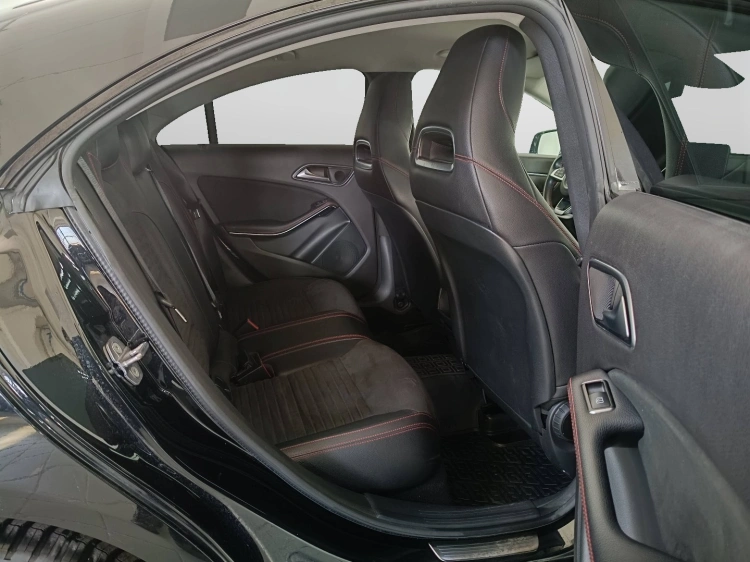 9 - Mercedes-Benz CLA 200 d Premium auto FL