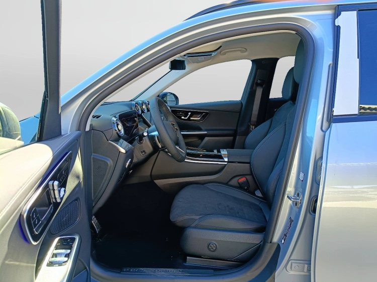 7 - Mercedes-Benz GLC 300 de 4MATIC