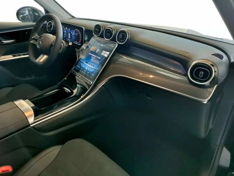 11 - Mercedes-Benz GLC 300 de 4Matic Plug-in Hybrid Coupe