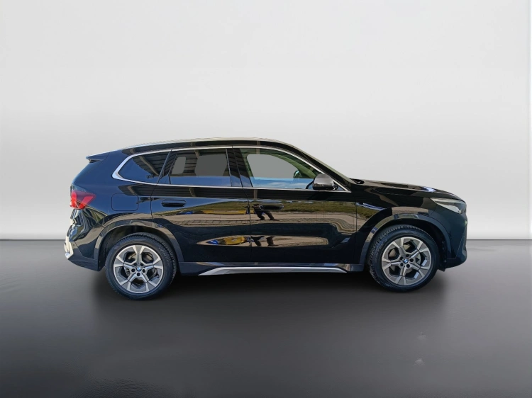 3 - BMW X1 X1 sdrive18d X-Line auto