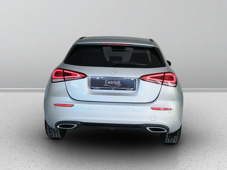 4 - Mercedes-Benz Classe A 180 d Sport auto