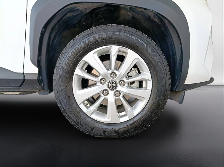 18 - Toyota Yaris Cross Yaris Cross 1.5h Active fwd 116cv e-cvt