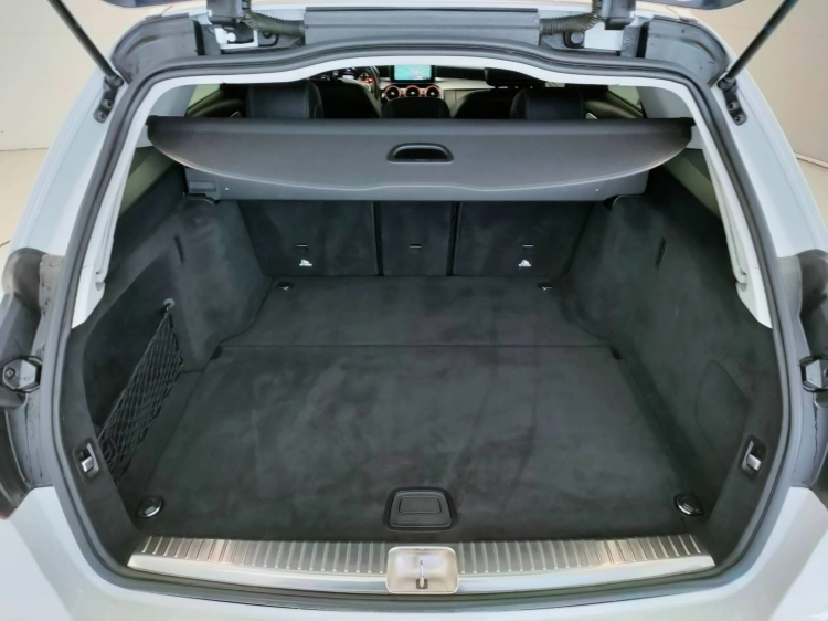 11 - Mercedes-Benz Classe C SW 220 d (bt) Premium auto