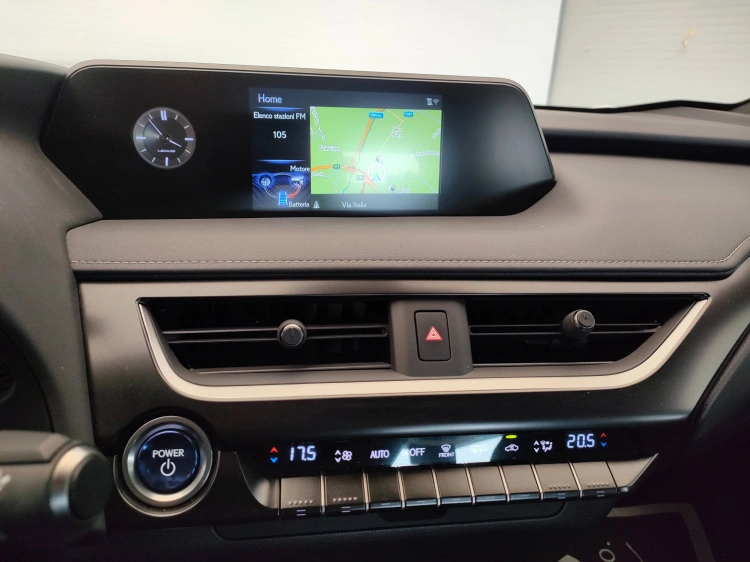 12 - Lexus UX UX 250h 2.0 Business 2wd cvt my20