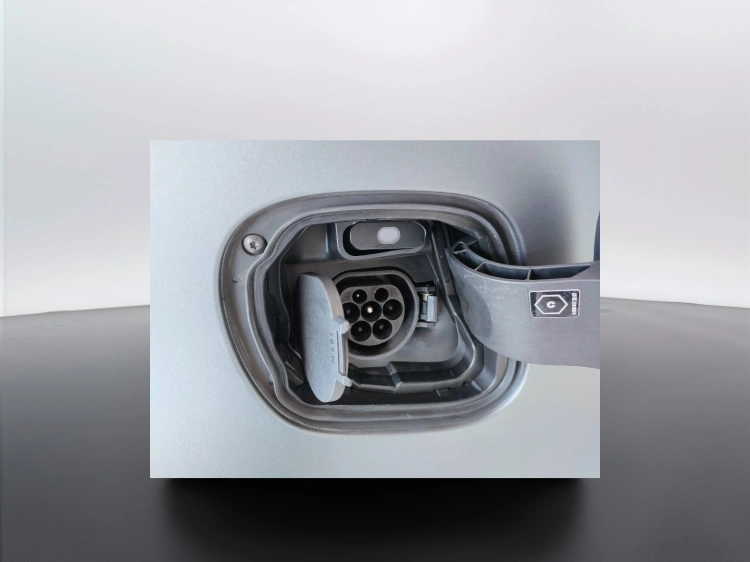 9 - smart fortwo Fortwo eq Passion 22kW