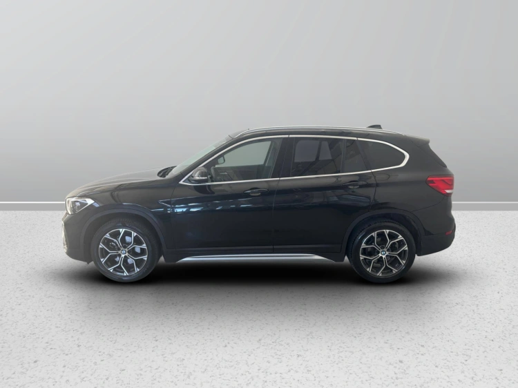 4 - BMW X1 X1 xdrive18d xLine Plus auto