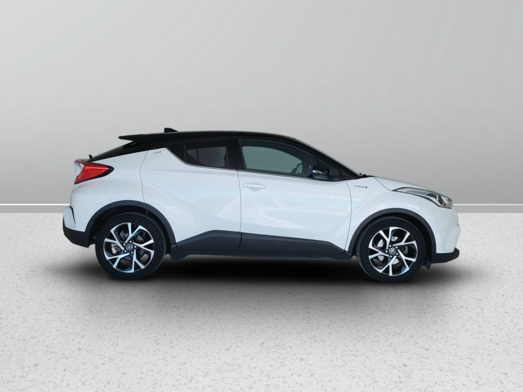 7 - Toyota C-HR C-HR 1.8h Style 2wd e-cvt