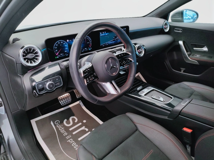 13 - Mercedes-Benz Classe A 250 e phev AMG Line Advanced Plus Digital Edition auto